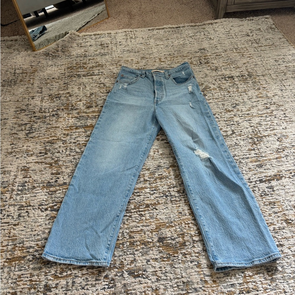 Levi's Ribcage Straight Ankle Jeans